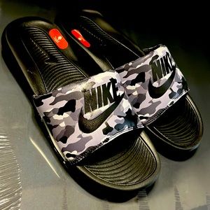 Nike Victori One Sports Slide Print Black Grey Camo Print CN9678 001 Men Size 9
